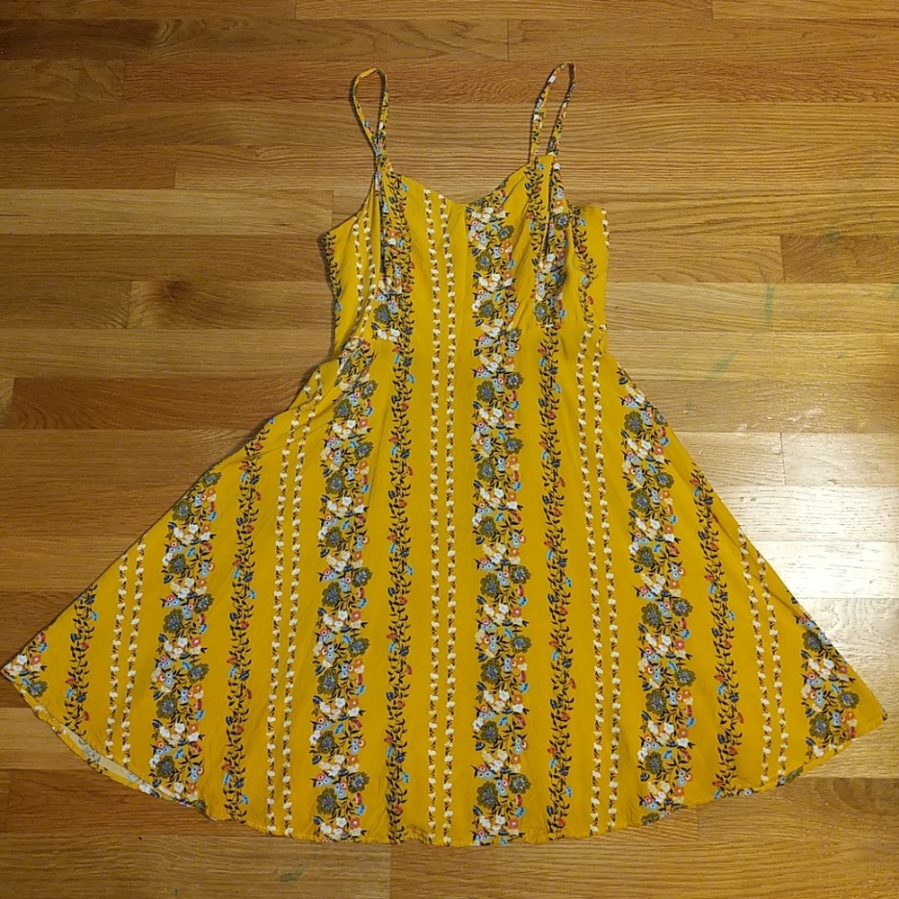 Old Navy yellow floral dress